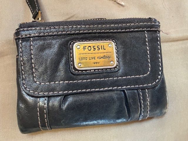 Fossil Portamonete: POrte-monnaie Fossil – Nuovo (secondo la descrizione) da Enges venduto da cordec