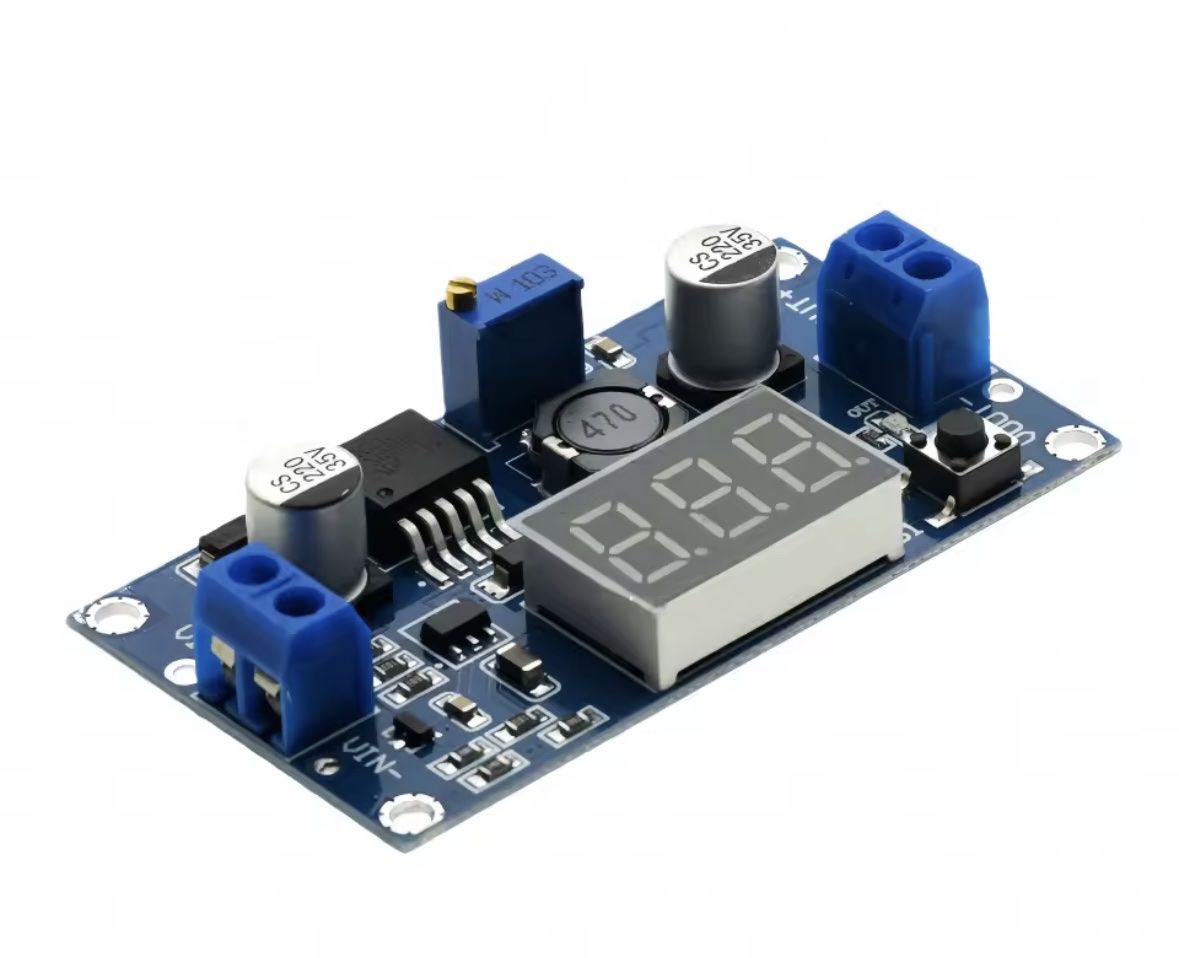 Convertitori: LM2596 DC-DC Step-Down Modul mit Voltmeter-Anzeige – Nuovo e nell'imballaggio originale da Luzern venduto da MusikElektronikShop
