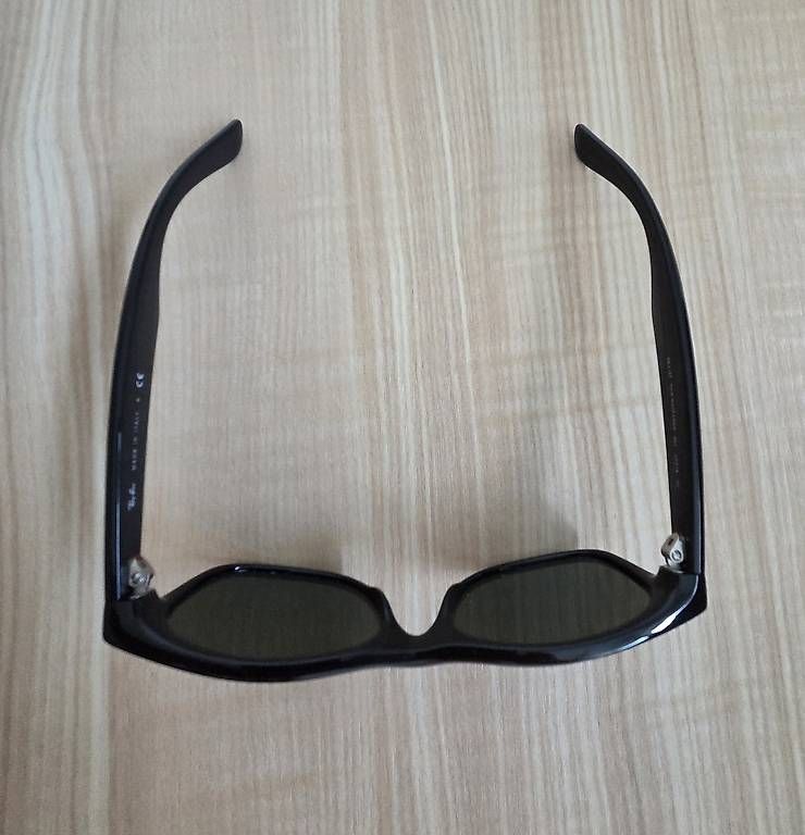Brillen & Gläser: Sonnenbrille (Marke Ray Ban) – Gebraucht aus Herisau von lia17 1