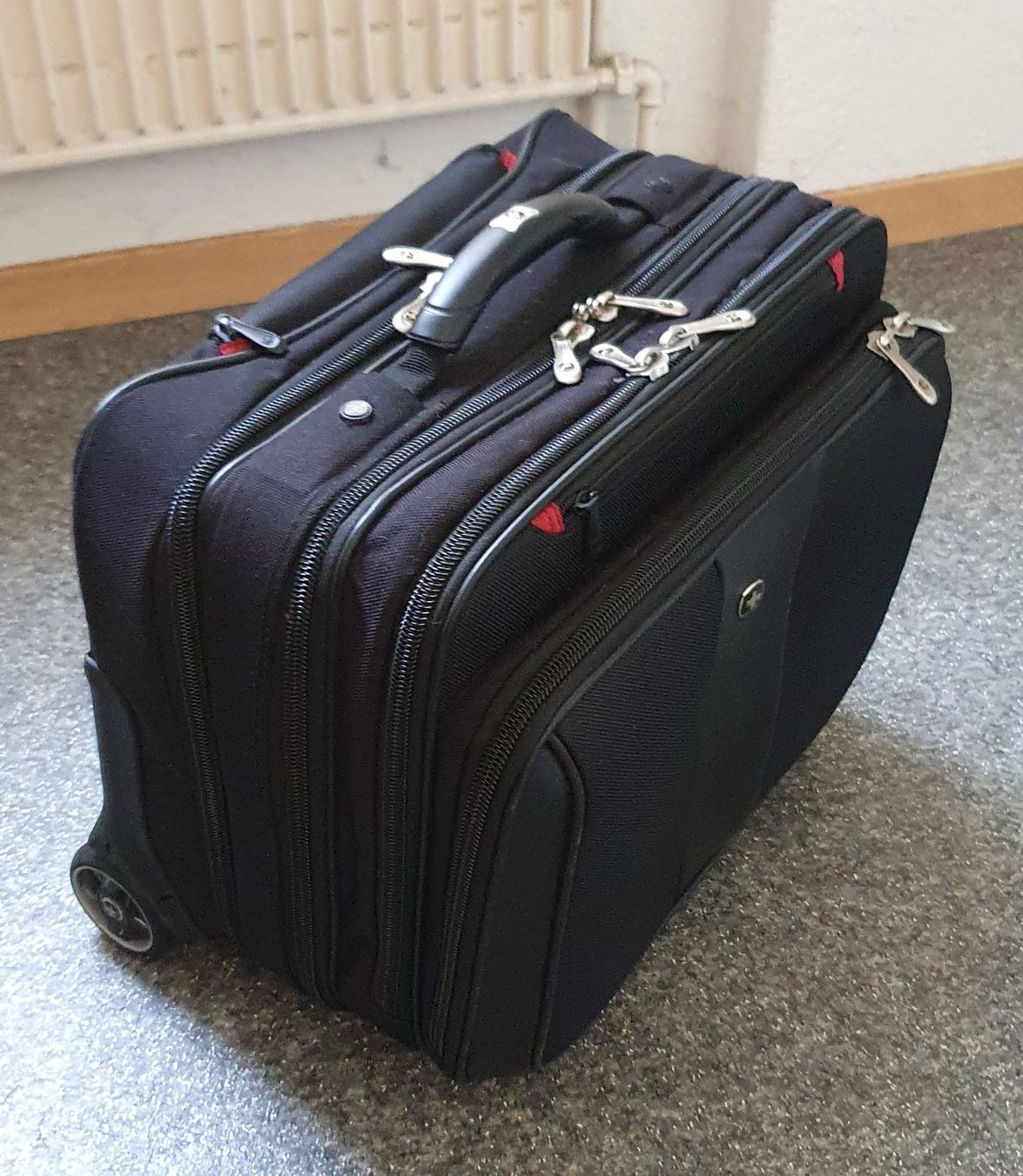 Valigie & Borse: Wenger Patriot 17" Laptoptrolley – Usato da Biel/Bienne venduto da IT_KinG 1