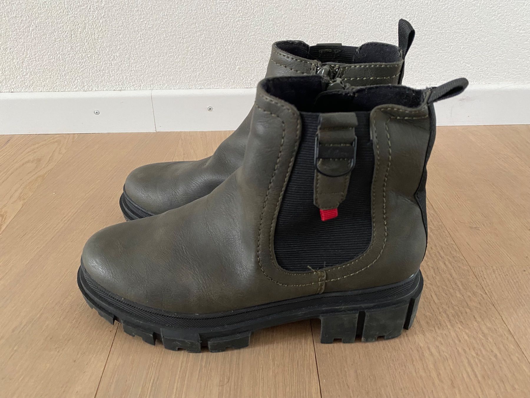 S.Oliver Scarpe da donna: S. Oliver Stiefeletten (Gr. 39) – Usato da Schlieren venduto da vivid_wrld 1