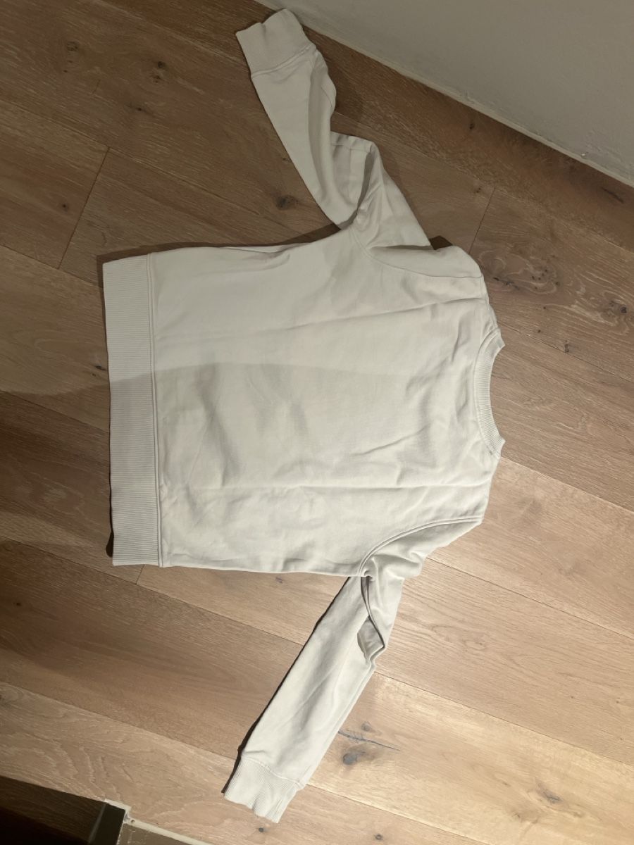 Calvin Klein Maglioni & Felpe: Calvin Klein Pulli Beige, wie neu, Grösse M – Nuovo (secondo la descrizione) da Regensdorf venduto da tan_2r7w 2