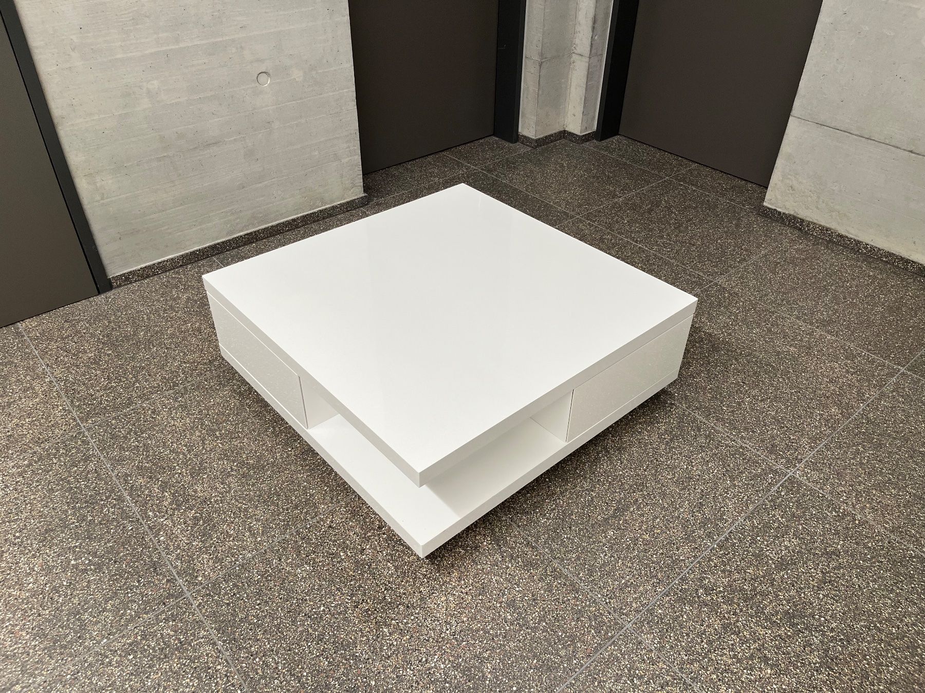 Tables: Salon Tisch weiss – D'occasion à jona par ollea