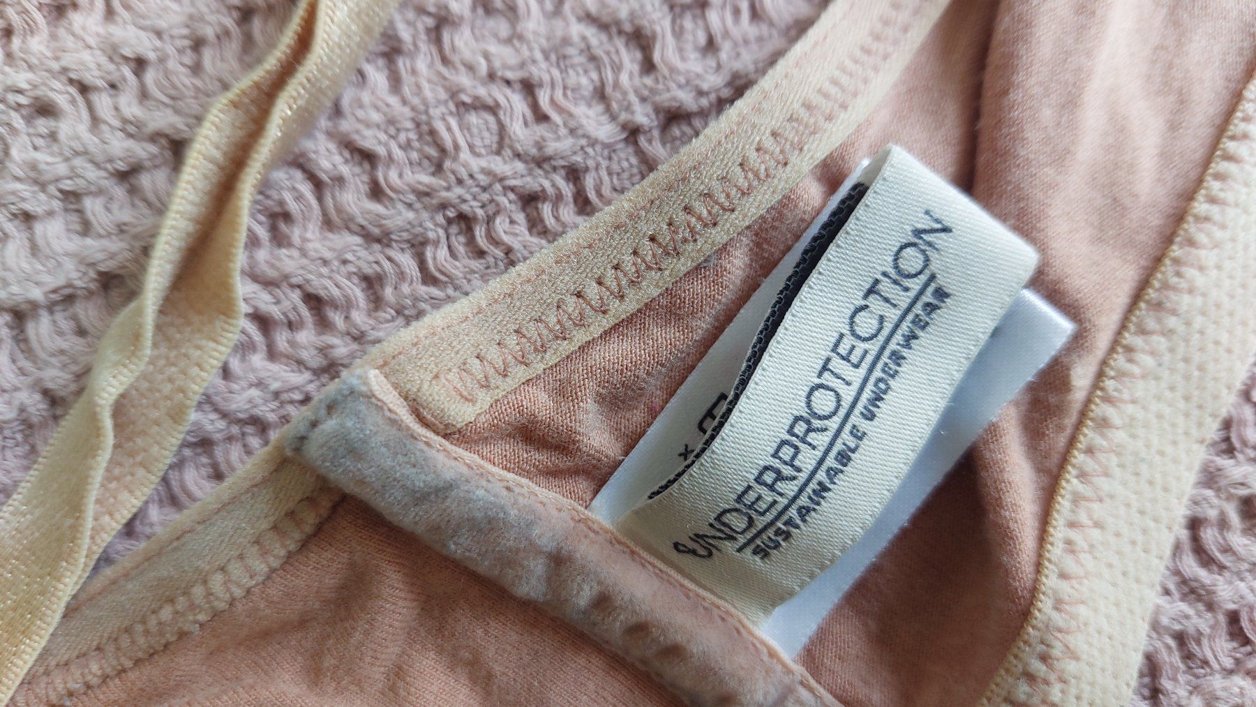 Sonstige Unterwäsche: BH hellbraun/beige UNDERPROTECTION M – Gebraucht aus Münchenstein von Heremesios 3