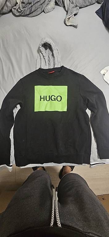 Hugo Boss Pullover & Sweatshirts: HUGO Boss Sweatshirt – Gebraucht aus wängi von haa_6pqc 2