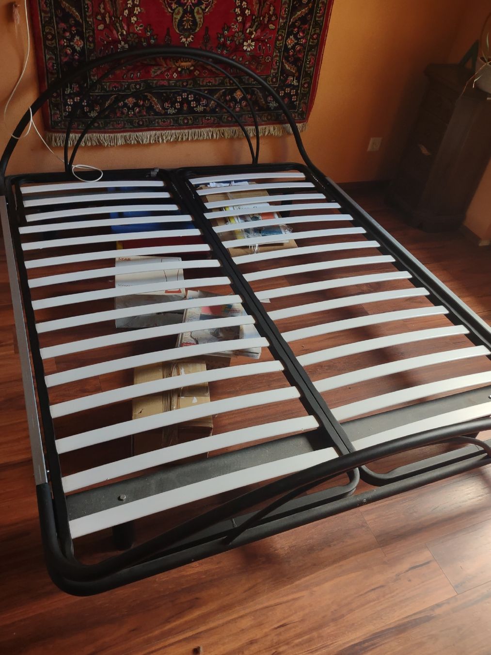 Betten: Doppelbett – Gebraucht aus Oberbipp von A.B.M. 2