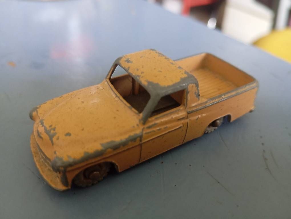 Lesney Modellautos: Commer Pick up – Gebraucht aus Basel von Petergunn 4