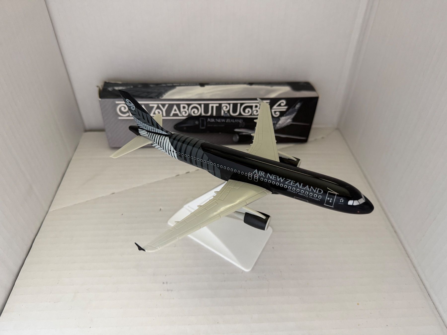 Kit di modellismo & Modellini statici: 3 Flugzeugmodelle – Usato da Rorbas venduto da tun_m7fz
