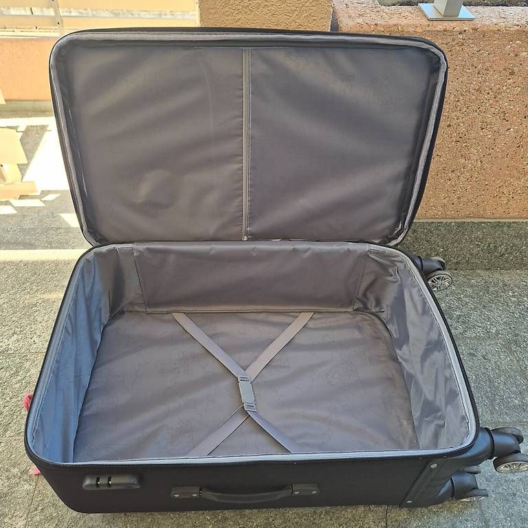 Valises de voyage: Valise  – D'occasion à Thônex par Jeff1006 2
