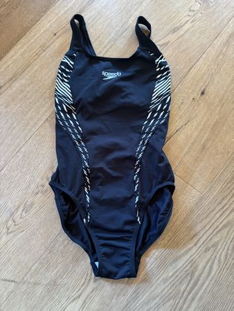 Speedo Badeanzug Gr. 38
