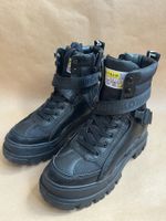 Bottines Buffalo noires avec fermeture éclair comme neuves