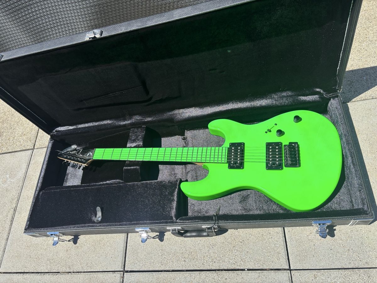 Instruments de musique: Dean E-Gitarre – Neuf (Voir description) à Pfäffikon SZ par redbull4l1fe 1