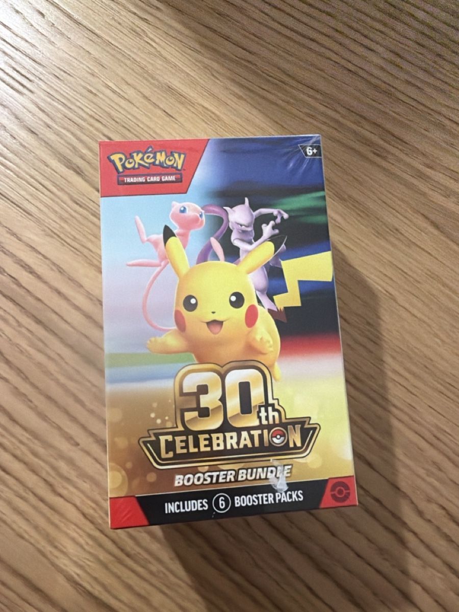 Karten: Pokémon TCG 30th Celebration Elite Trainer Box & Bundle – Neu und originalverpackt aus Aarberg von Ditabln 5