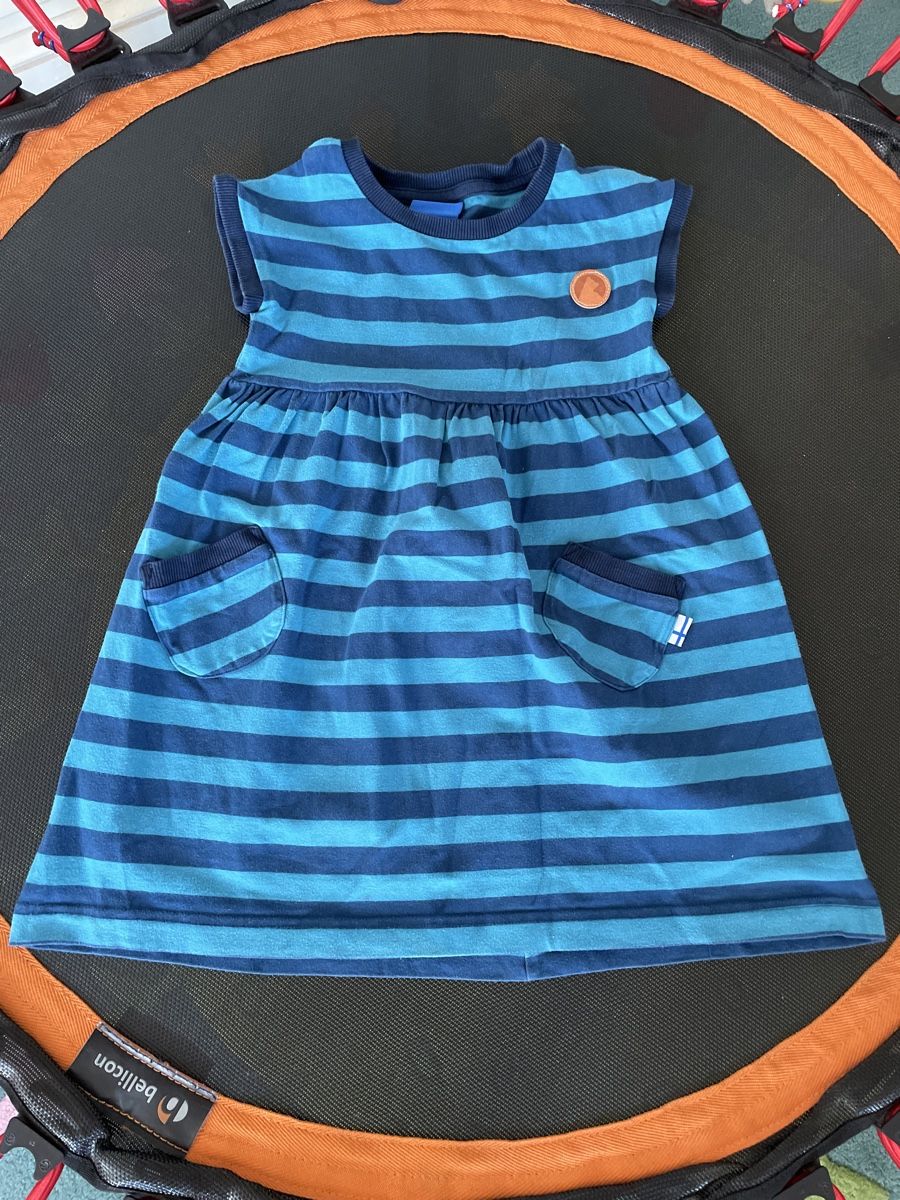 Finkid Kleider & Röcke: Finkid Kleid Gr 100/110 Blau – Gebraucht aus Zug von SteffiW.