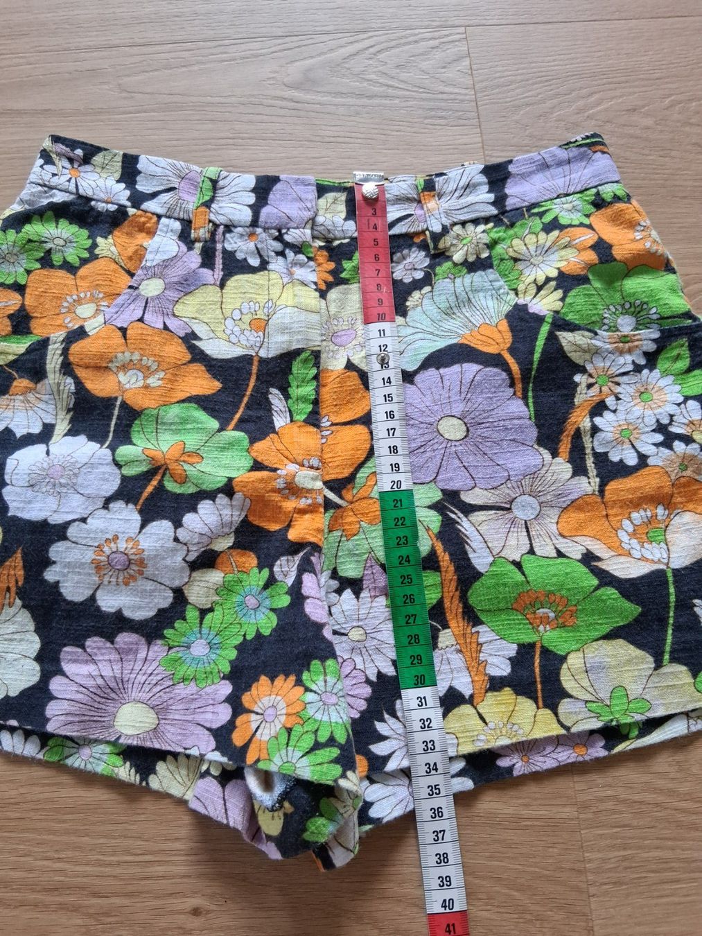 Maje Hosen: Maje Shorts 38 – Gebraucht aus Lengnau AG von Nathi88 6