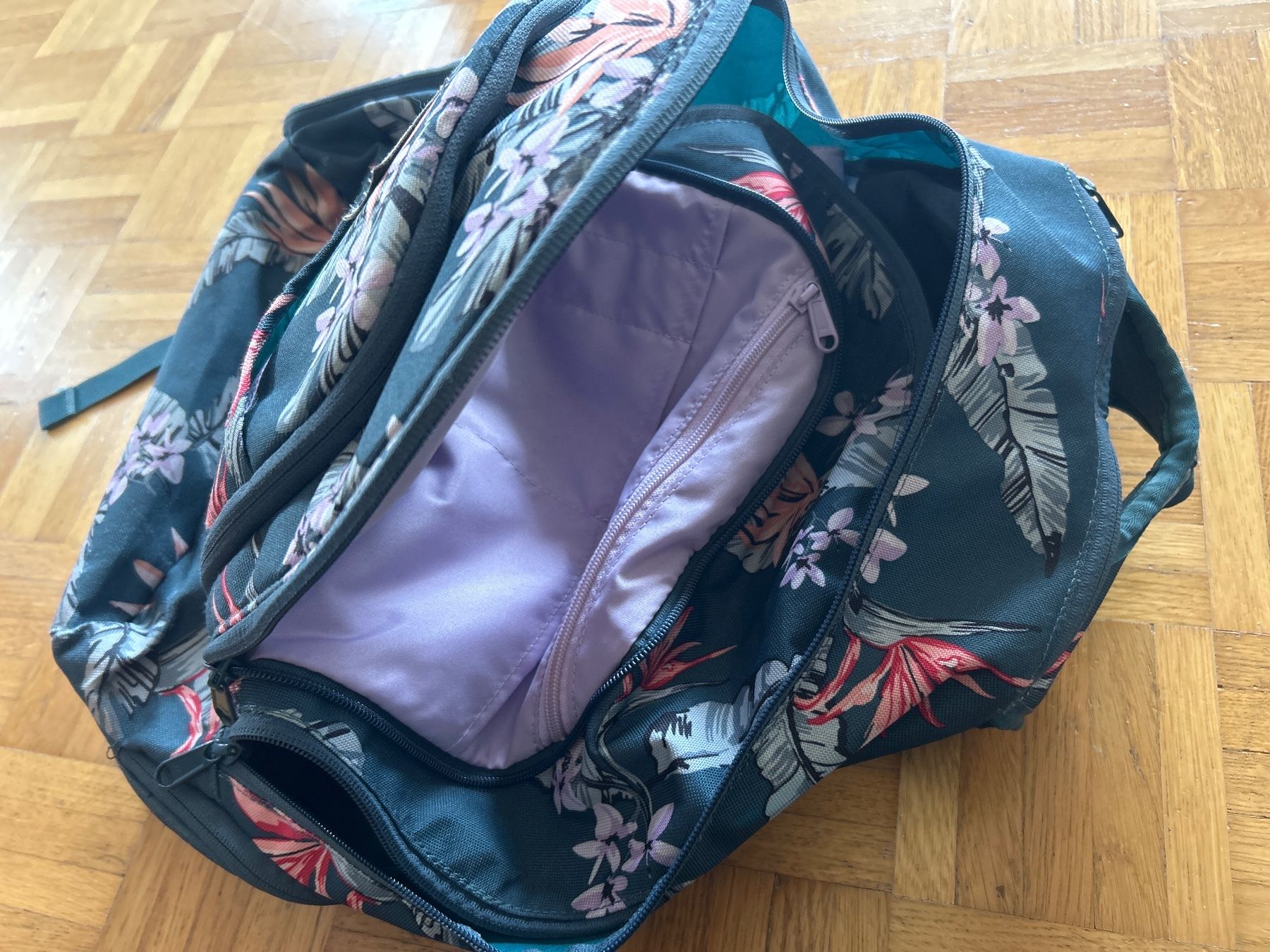 Dakine Kindertaschen: Dakine sac d’école – Gebraucht aus Biel/Bienne von Laurencemathys 1