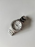 Uhr 