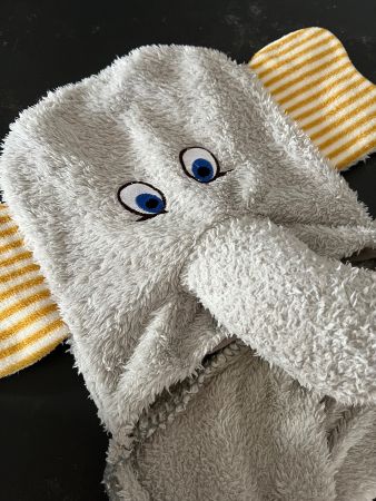 Kuscheliger Elefanten Bademantel Kids oder Fasnachtskostüm