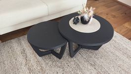 Satztische in Holz schwarz zu verkaufen