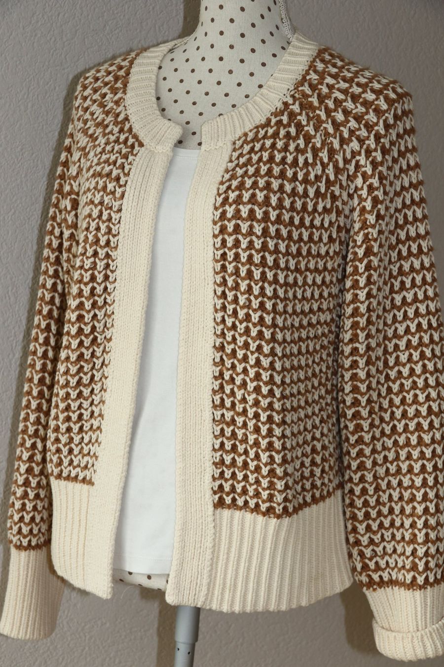 S.Oliver Giacche: Neue wunderschöne Strickjacke von S.OLIVER Gr.38 – Nuovo e nell'imballaggio originale da Oberwil-Lieli venduto da Svetlana28 5