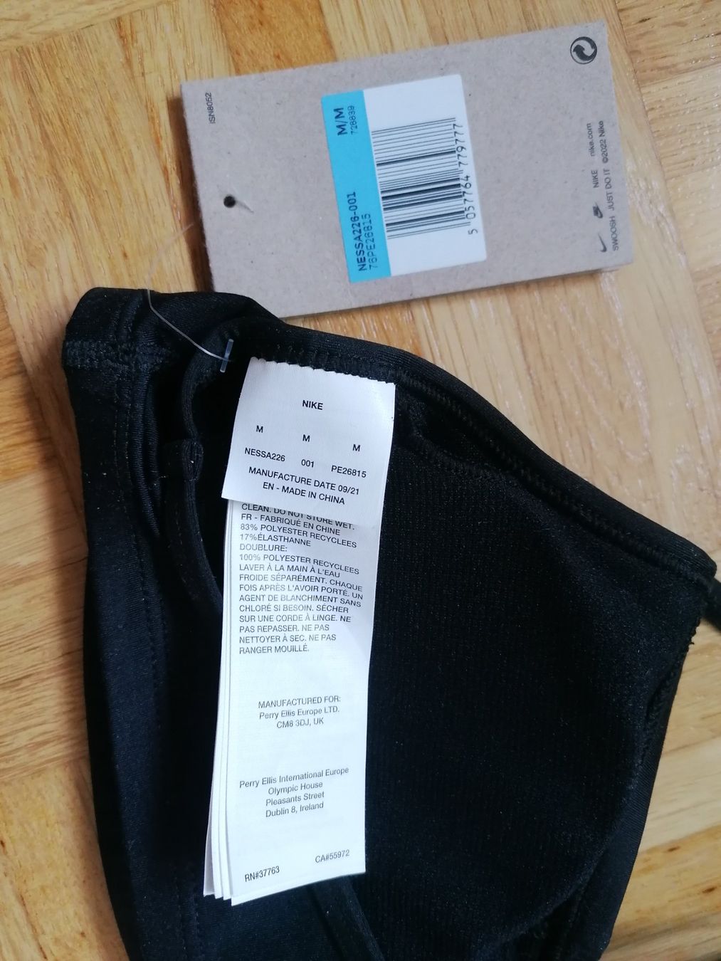 Nike Costumi da bagno & Bikini: Nike Essential Bikini-Oberteil, Grösse M, NEU, mit Etikette – Nuovo e nell'imballaggio originale da Zürich venduto da Kassandra2 2