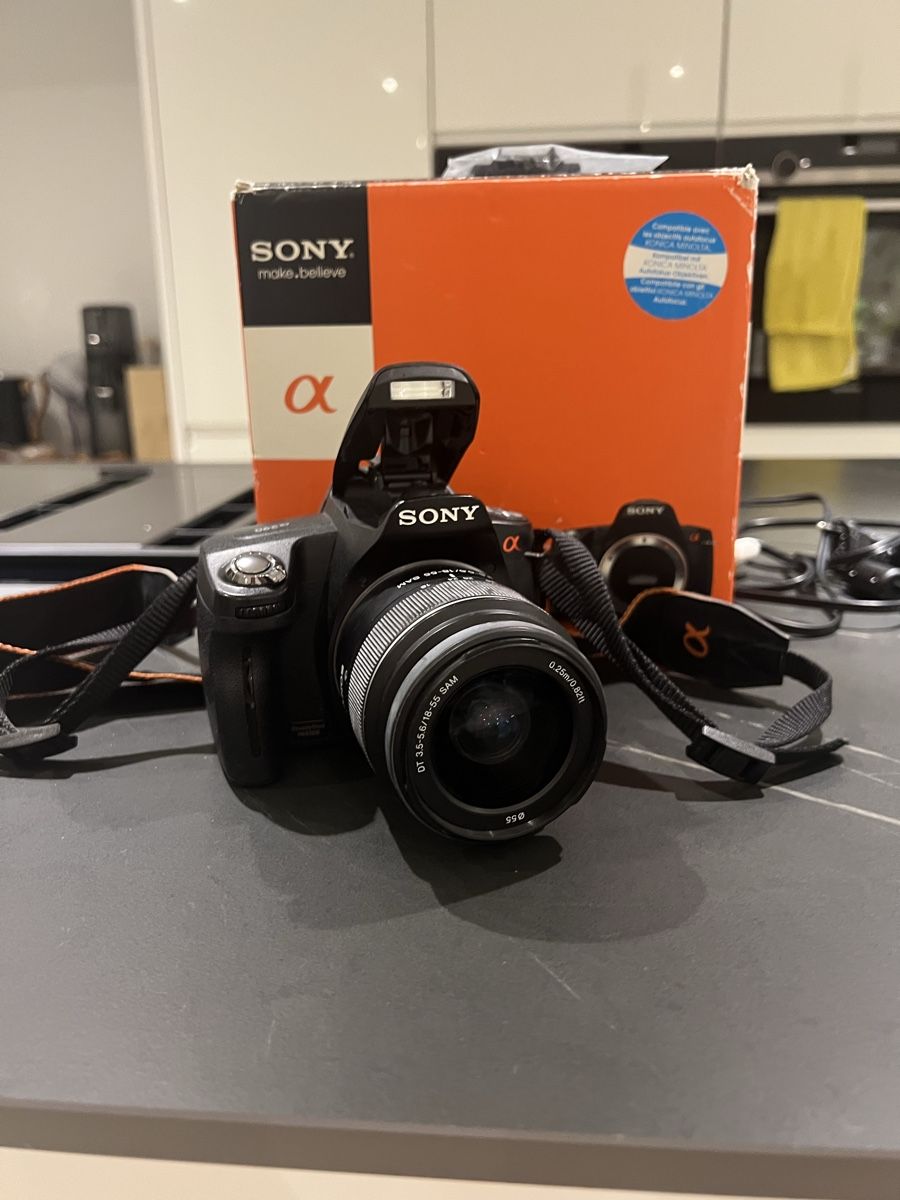 Sony Kamera: Sony Alpha A290 Spiegelreflexkamera mit Objektiv – Gebraucht aus Aarburg von Jessica.