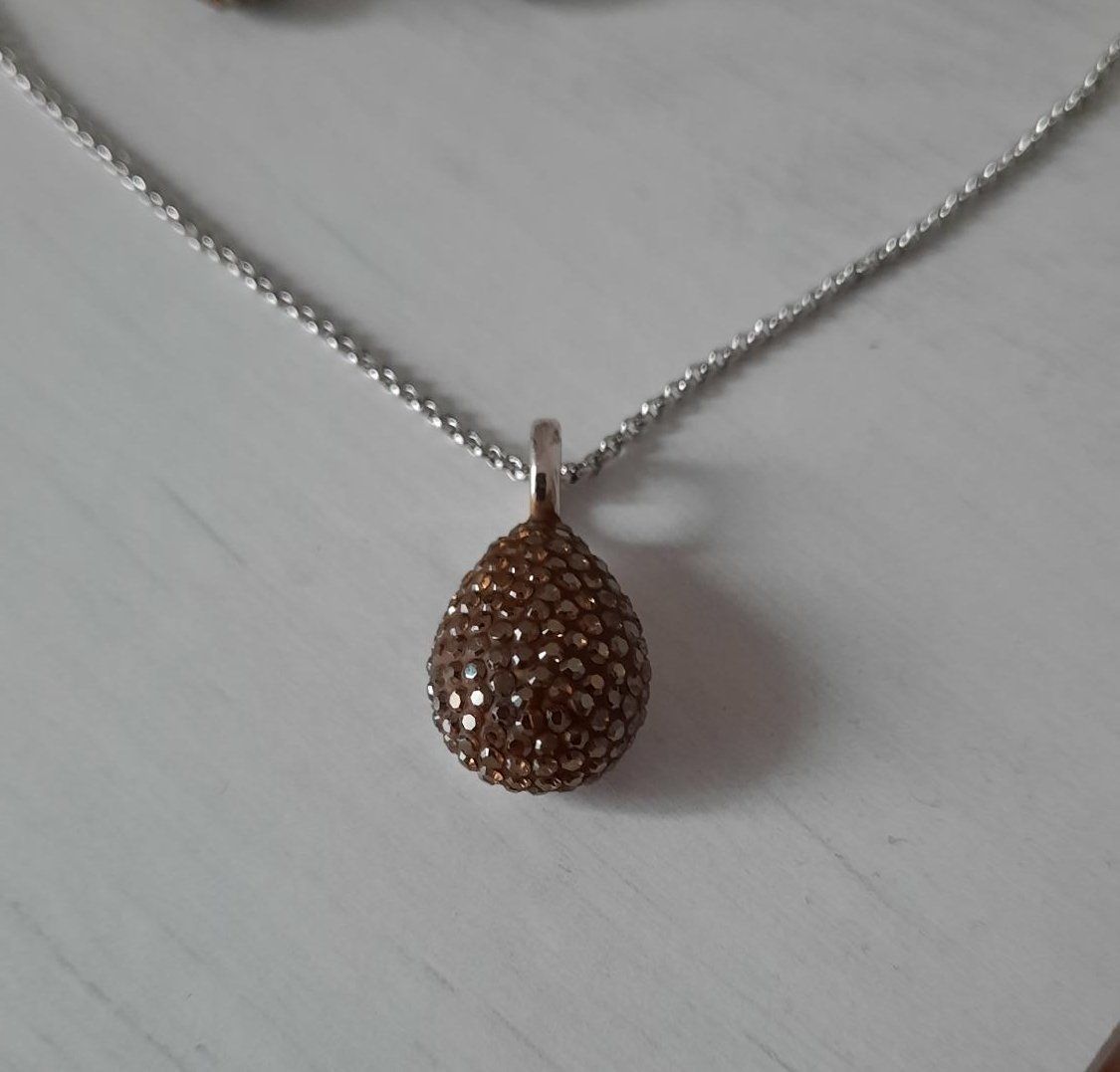Catenine: Halskette&Anhänger mit Swarovski-Steinen – Usato da Zürich venduto da Cindarel