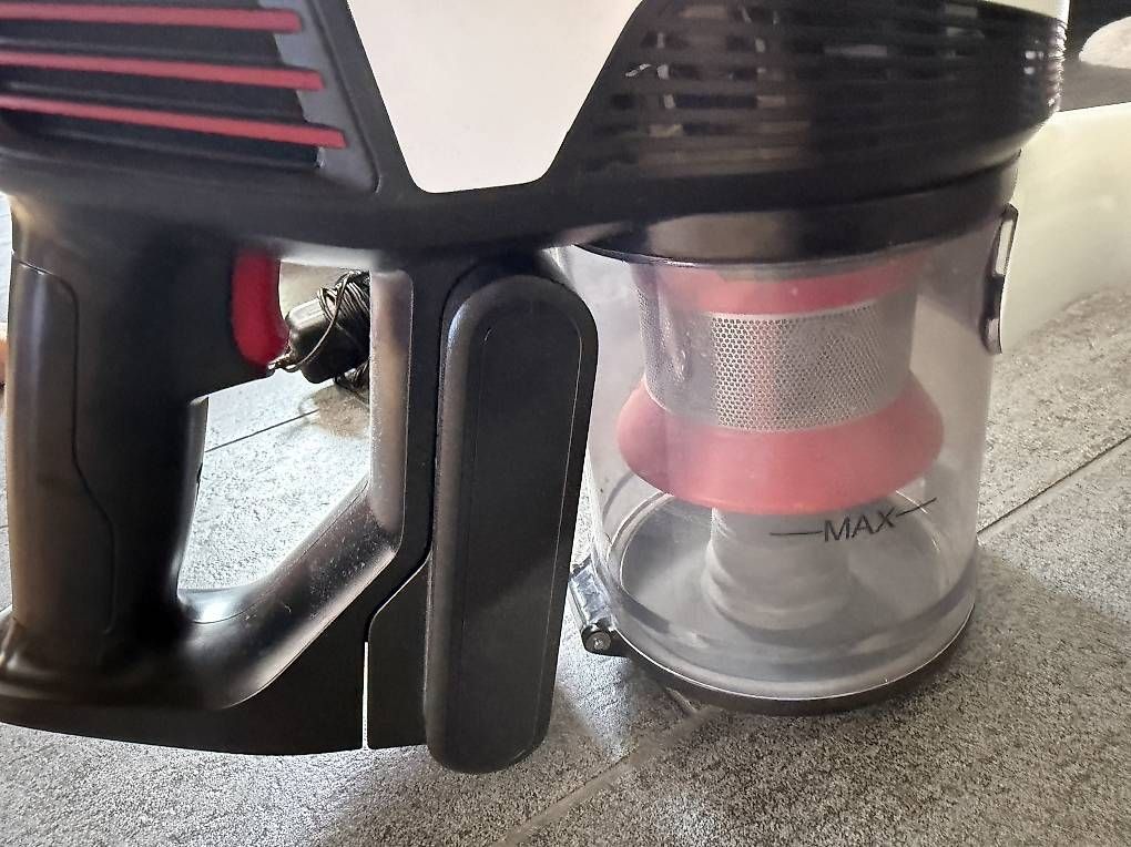 Aspirapolveri & Accessori: PrimaVista Staubsauger – Usato da Chur venduto da van_6qs7 4