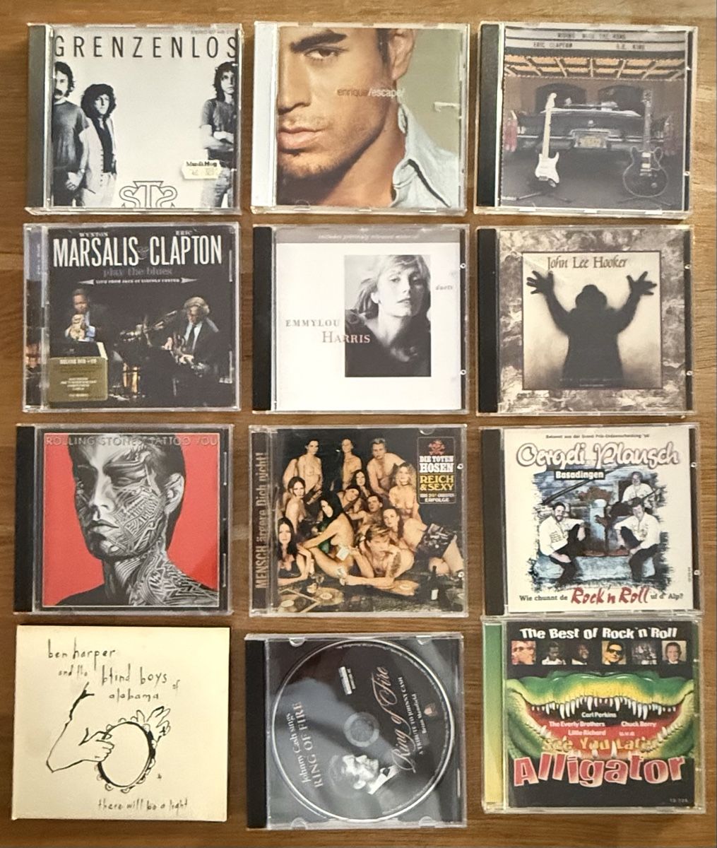 CD: CD Sammlung Eric, Clapton, Emmylou Harris, John Lee Hooker – Usato da Goldach venduto da Messerguru