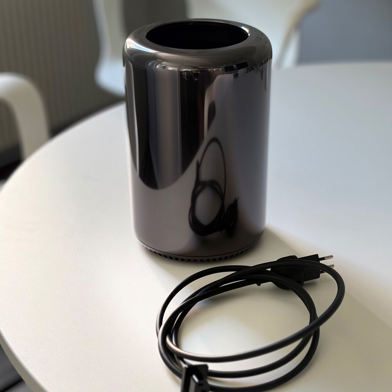 Apple PC: Mac Pro für Bastler – Usato da Olten venduto da VJii-Productions 2