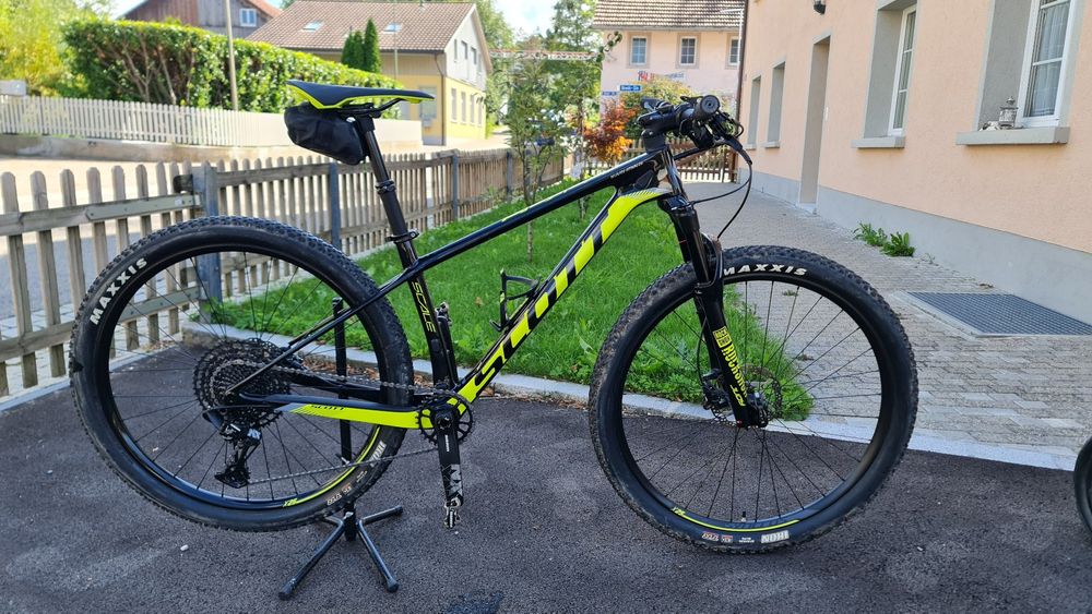 Scott scale cheap 700 pro