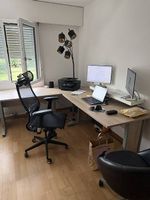 Grosses Eck-Schreibtisch-Set inkl. 2 Bürostühlen Homeoffice