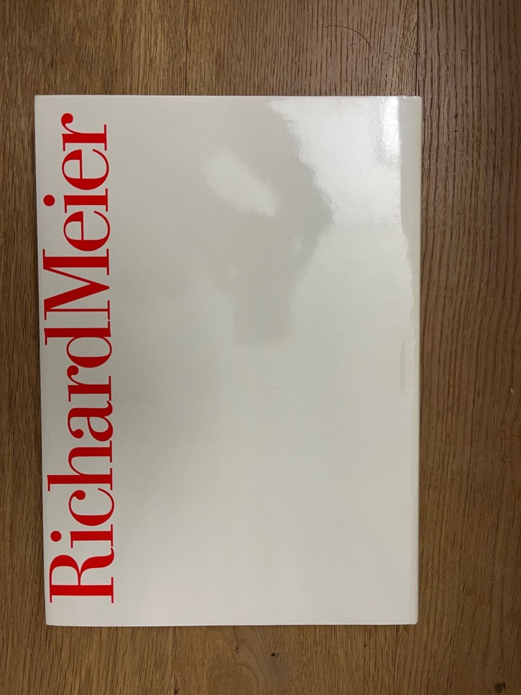 Libri: Richard Meier DVA – Usato da Zürich venduto da DuA03