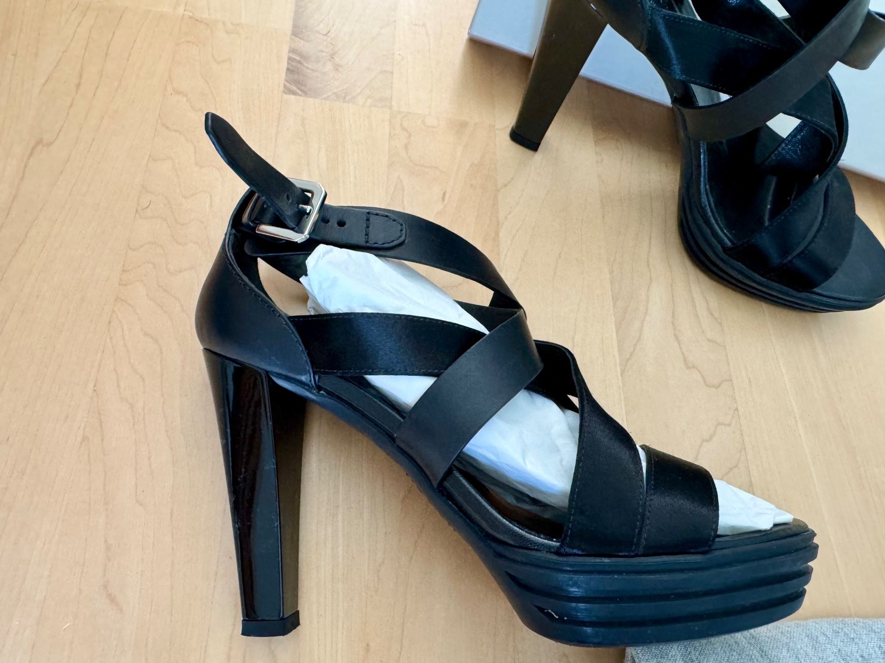 Hogan Scarpe da donna: Sandalen von Hogan, Grösse 38 – Usato da Männedorf venduto da Positive81 2