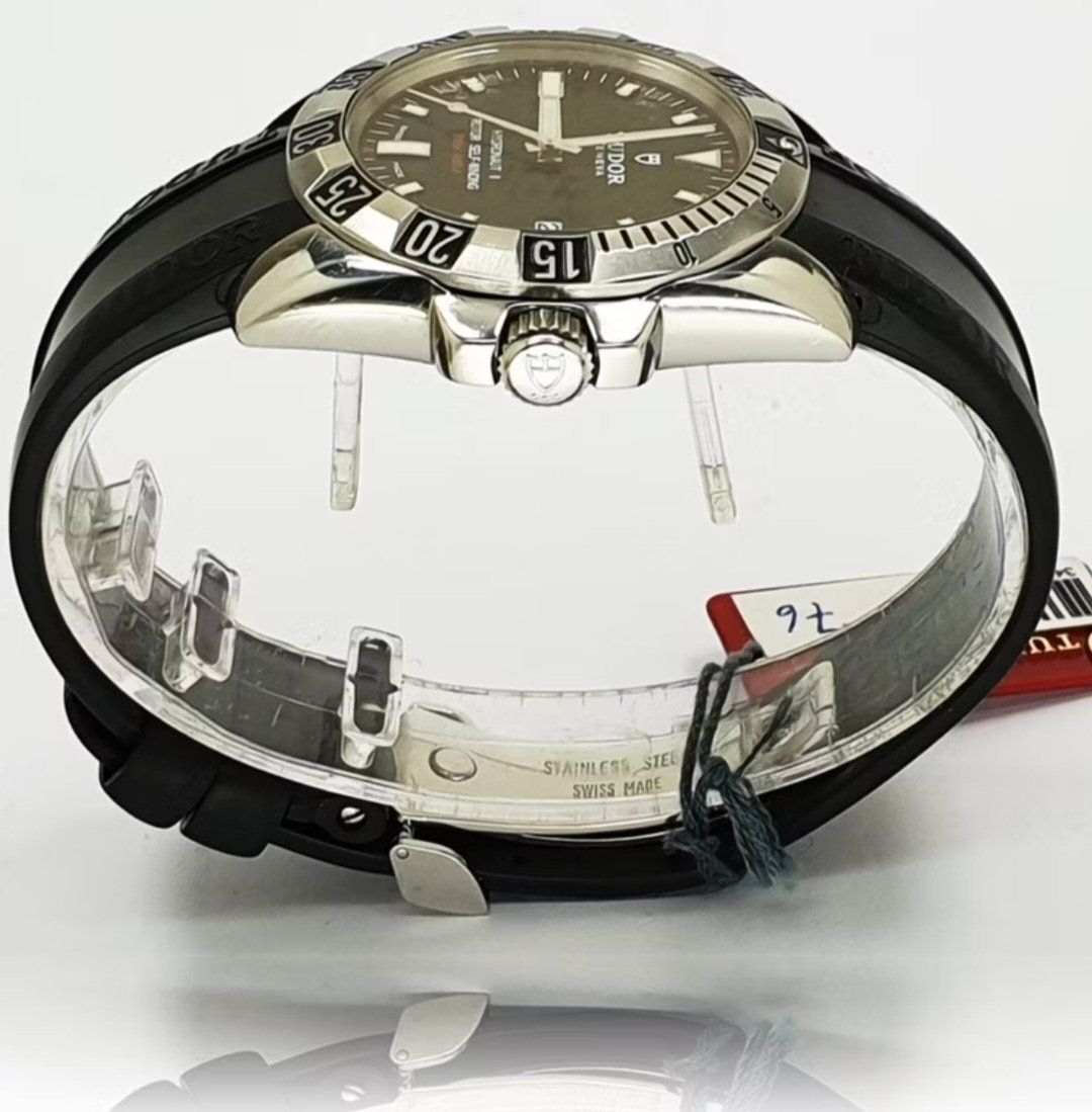 Tudor Orologi: TUDOR HYDRONAUT II 40MM STAHL FULL SET – Usato da Bottighofen venduto da menschenfamilie 2