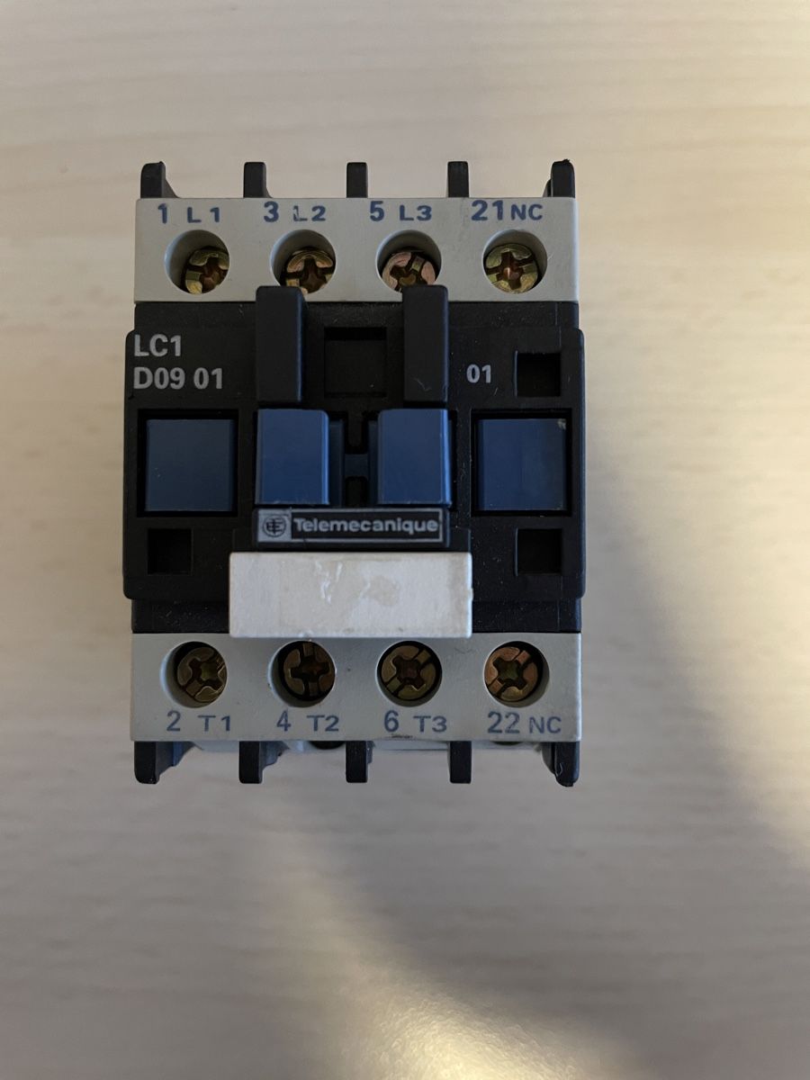 Componenti elettronici: Leistungsschütz 25A – Usato da Zetzwil venduto da Sani262 2