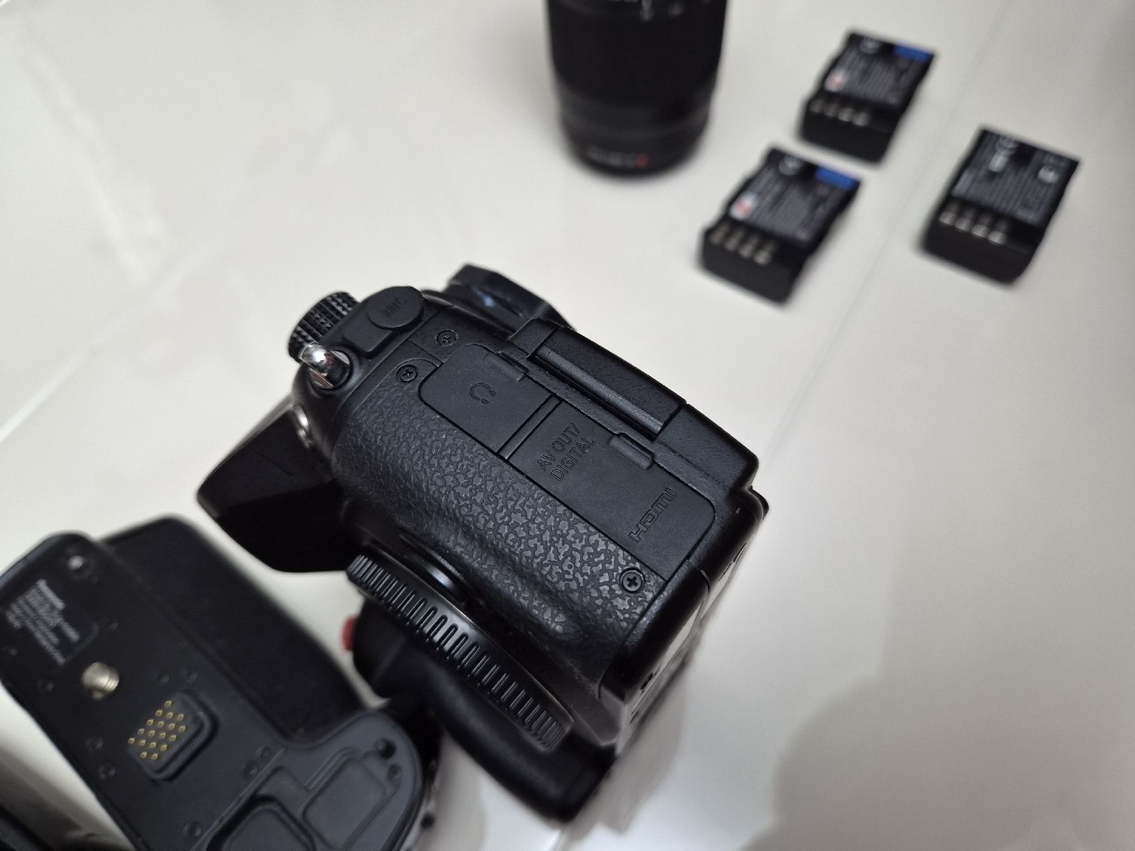 Panasonic Fotocamera: Panasonic Lumix GH4 Camera Set – Usato da Solothurn venduto da lyn_6wfc 8