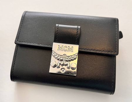 Original MCM mini Portemonnaie aus schwarzem Leder