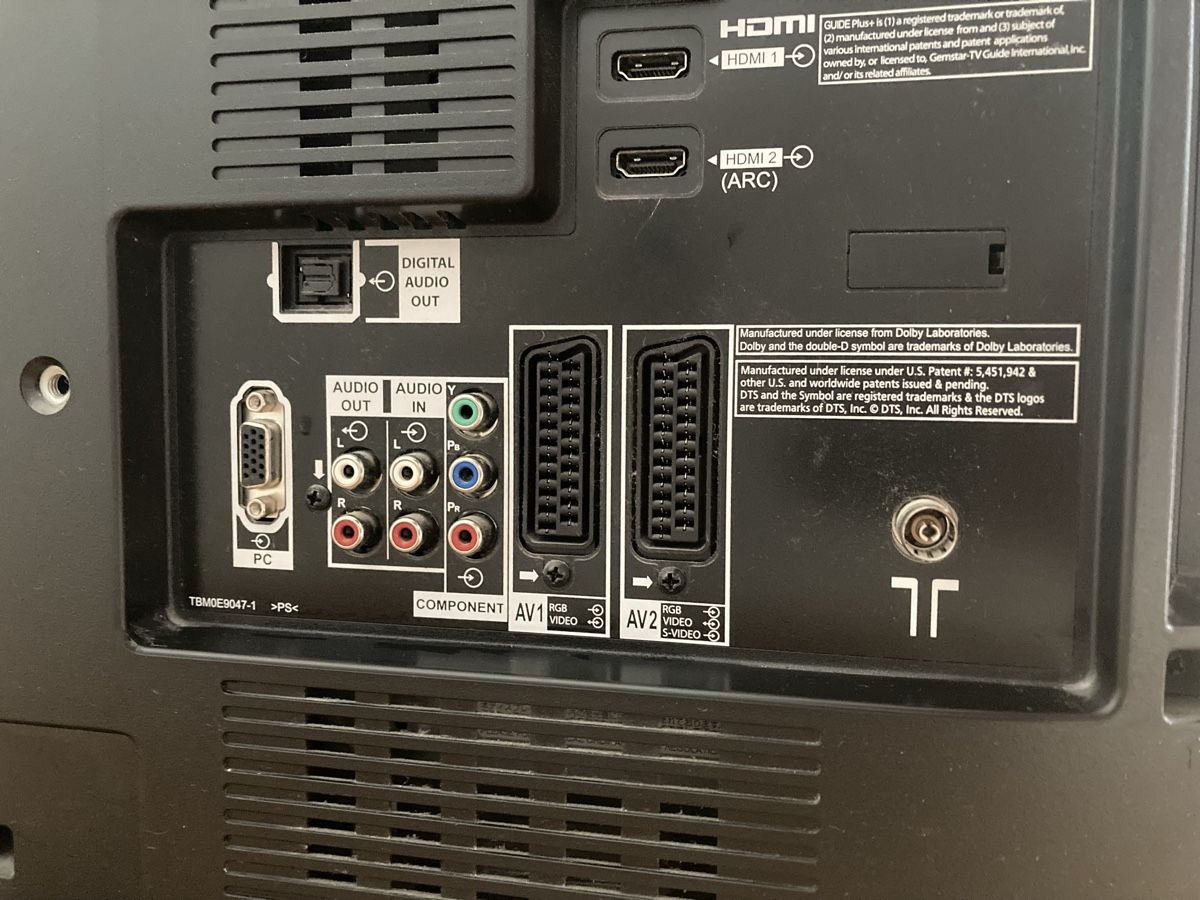Panasonic Televisori: Panasonic TX-L32X20E – Usato da Winterthur venduto da OlesyaKr 1