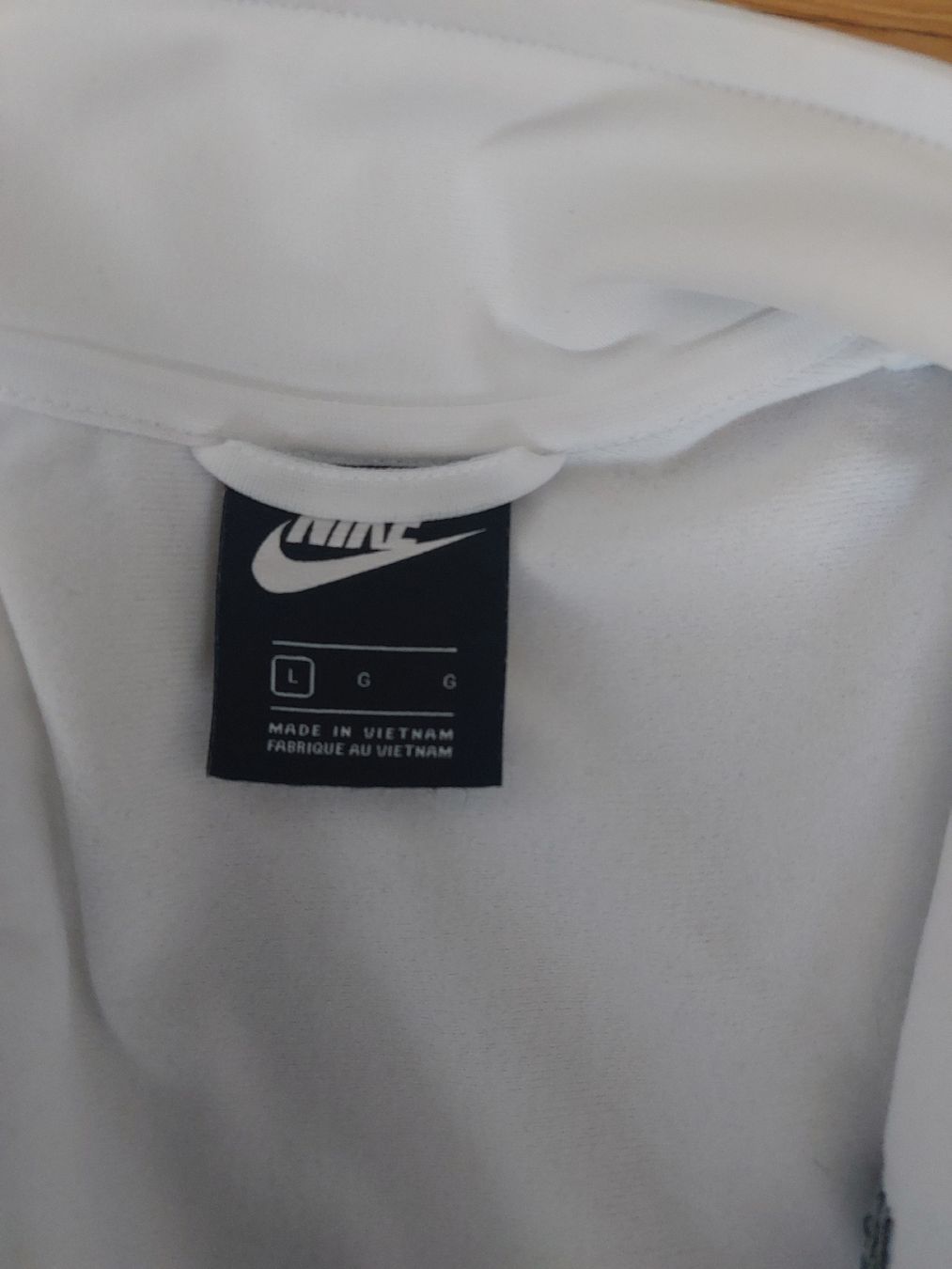 Nike Vestes: Nike Trainingsjacke L – Neuf (Voir description) à Rosshäusern par ter_z9gp 2