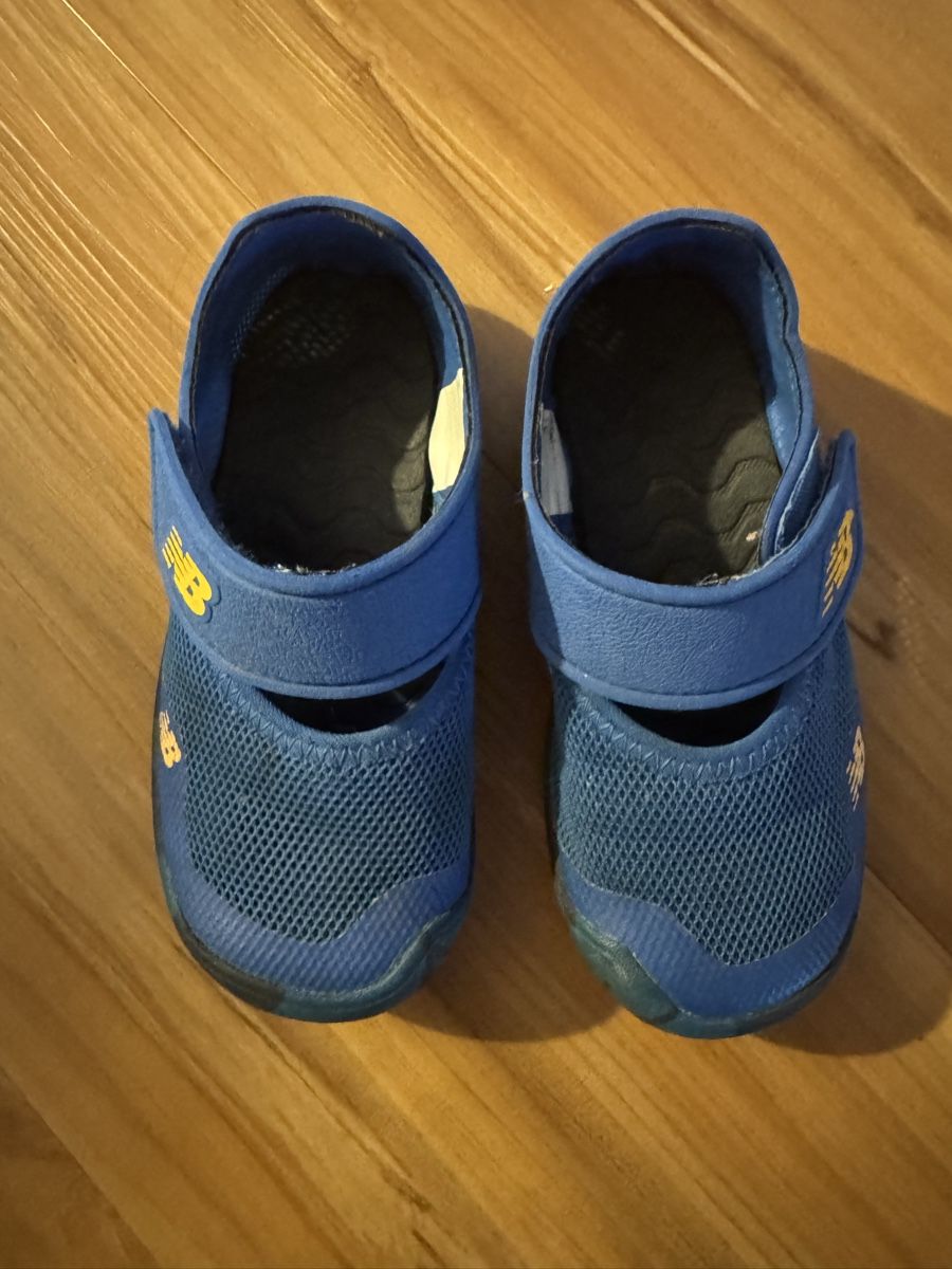 New Balance Scarpe per ragazzi: New Balance Kinder Schuhe 28 – Usato da Rümikon AG venduto da kar_8vy5 8