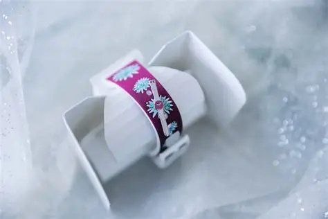 Swatch Orologi: Swatch Aktionärsuhr GV 2025 – Nuovo e nell'imballaggio originale da Thalwil venduto da holoarte 3