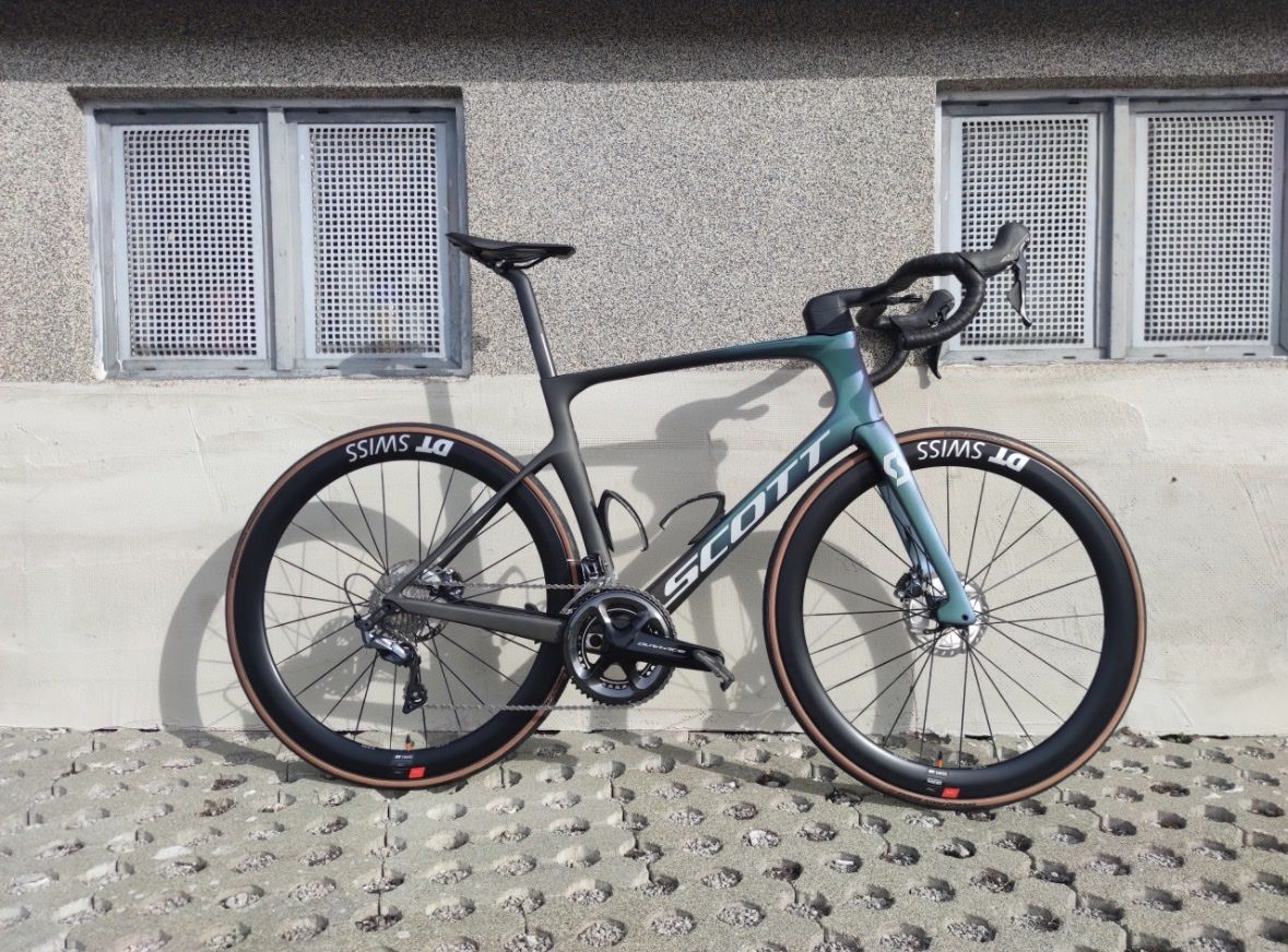 Scott Velos: Scott Foil 30 Rennrad RH56 – Gebraucht aus Naters von Domi2809