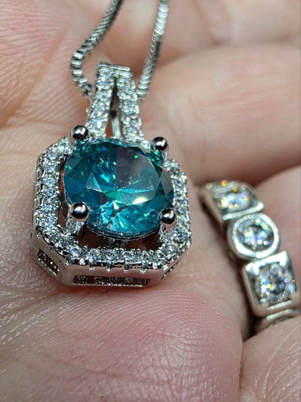 Catenine: Collier argent avec zircons – Nuovo e nell'imballaggio originale da Reconvilier venduto da Tsma67 1