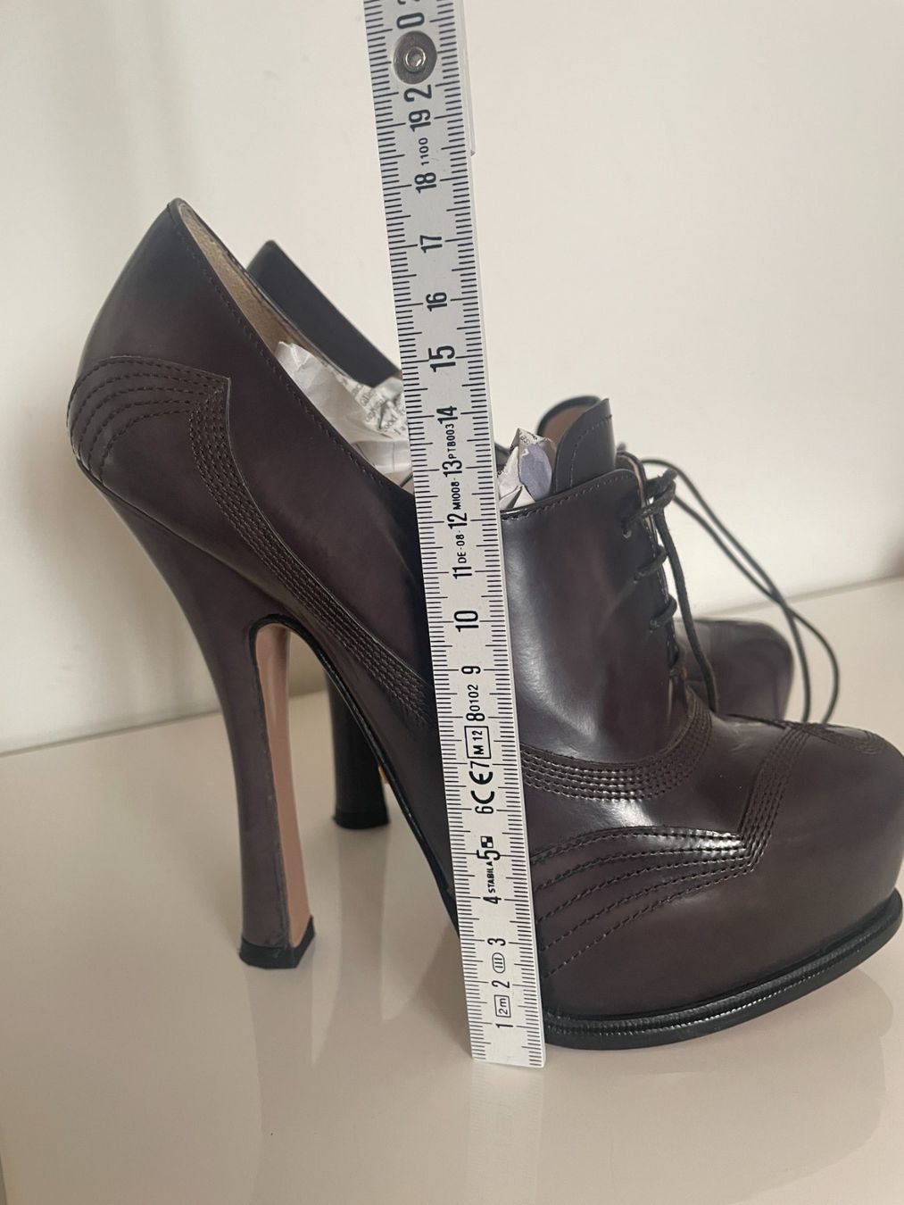 Prada Damenschuhe: Prada Lace-up Heels 2012 collection – Gebraucht aus Zürich von nao_6f5t 4