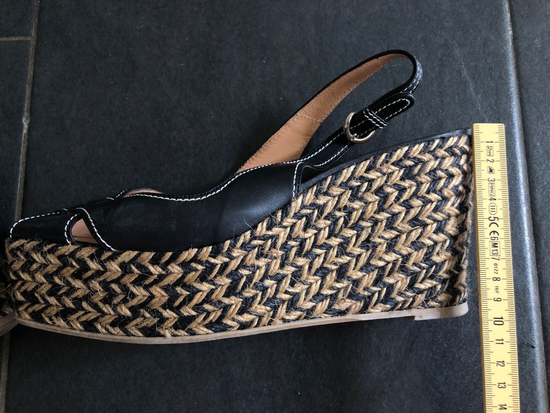 Sergio Rossi Scarpe da donna: Sandales Sergio Rossi – Usato da Dotzigen venduto da SecondHandGems 7