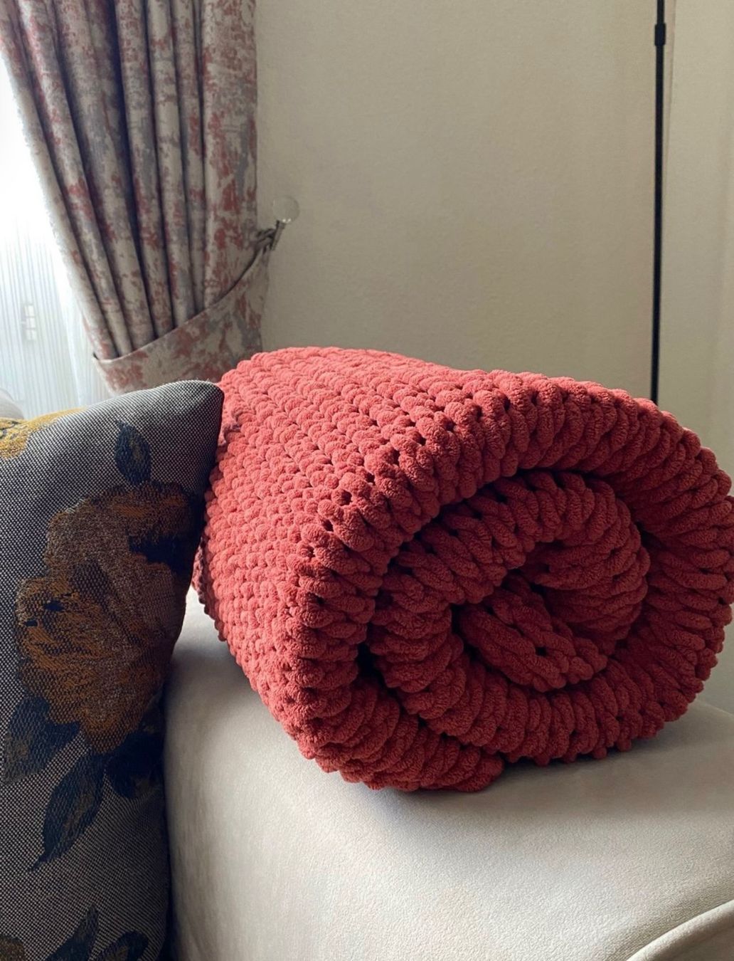 Coperte: Handgestrickte Kuscheldecke – Nuovo (secondo la descrizione) da Effretikon venduto da Lunaaa_ 1