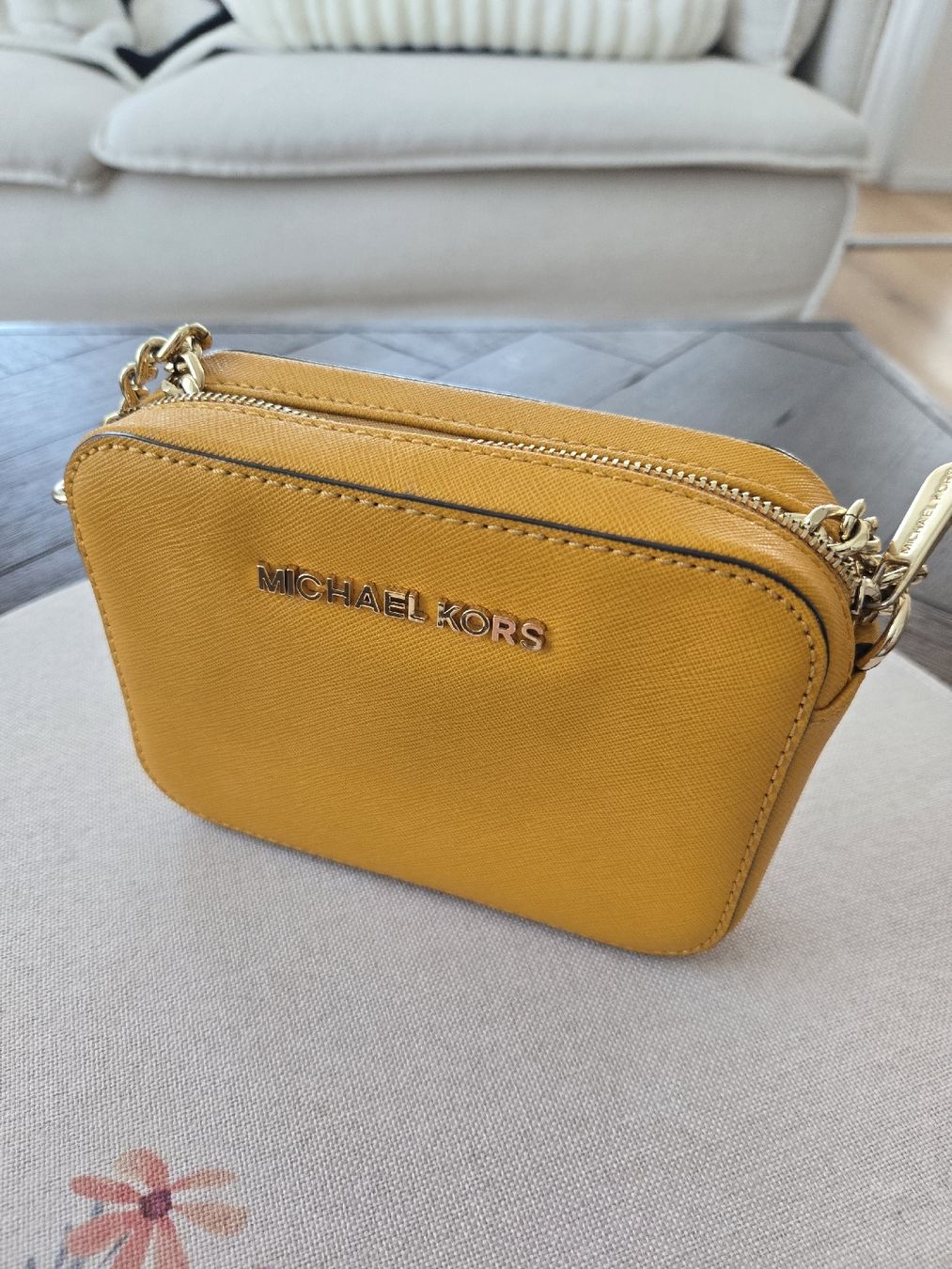 Michael Kors Borse da donna: Michael Kors Clutch – Nuovo (secondo la descrizione) da Weinfelden venduto da lexamo94