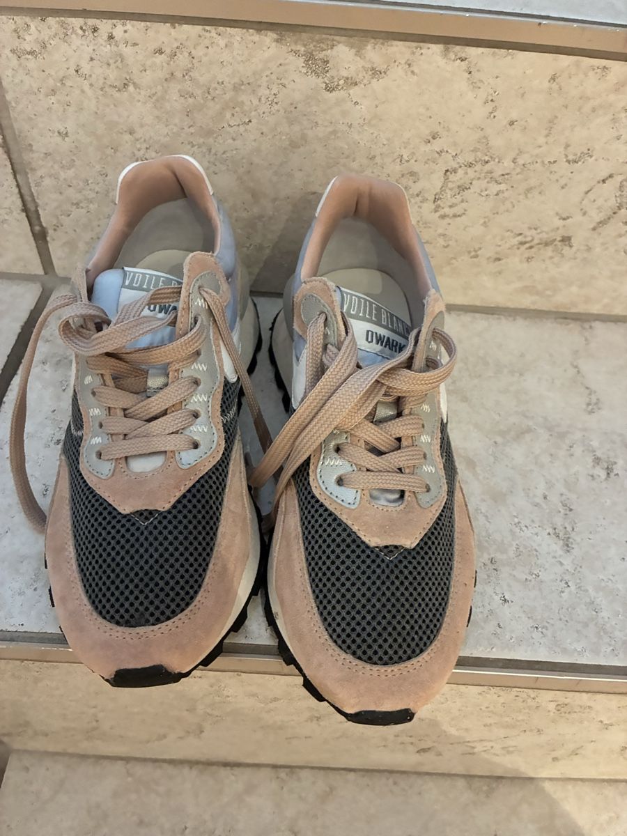 Scarpe da donna: Voile Blanche Sneaker Grösse 38 – Usato da Sissach venduto da Monkbay 1