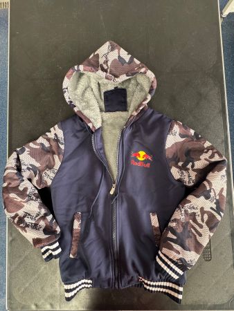 Pullover Hoody Red-bull Gr. M (Kinder)